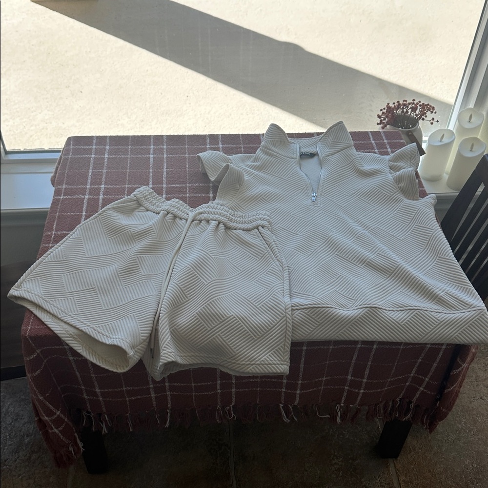 Women's Cream Shorts Set